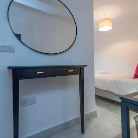 Gasthof In The Heart Of Galway